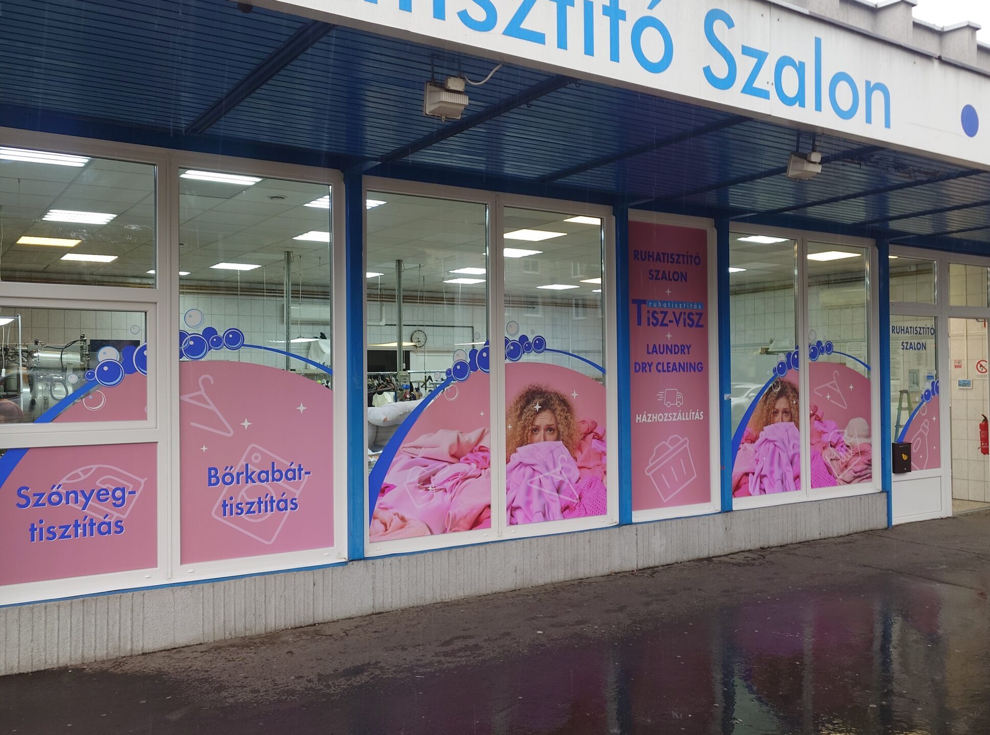 üzlet és irodadekoráció